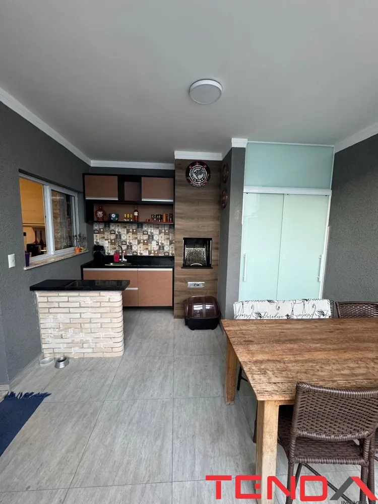 Casa, 3 quartos, 113 m² - Foto 1