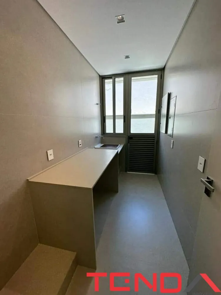 Casa, 3 quartos, 275 m² - Foto 4