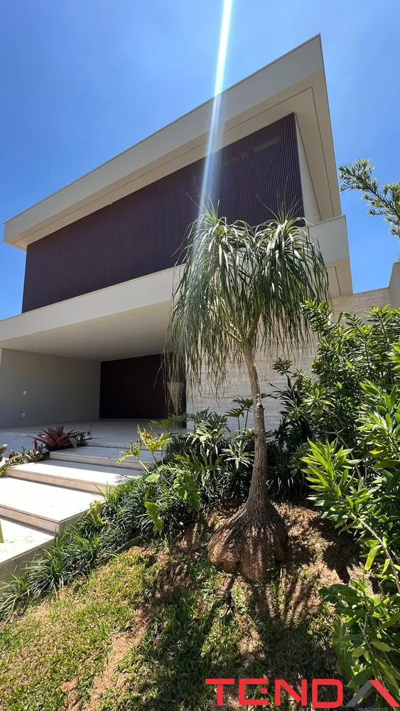 Casa, 3 quartos, 275 m² - Foto 1