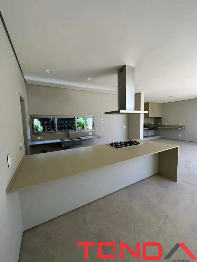 Casa, 3 quartos, 275 m² - Foto 3