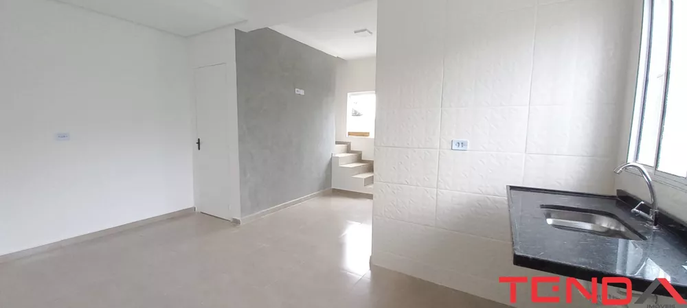 Casa à venda com 2 quartos, 54m² - Foto 4