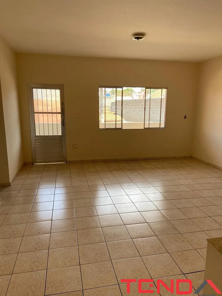 Casa, 3 quartos, 210 m² - Foto 4