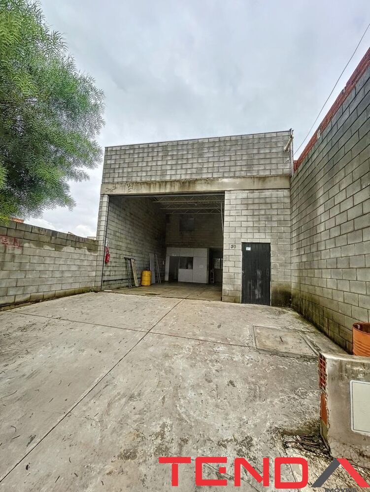 Depósito-Galpão-Armazém para alugar, 140m² - Foto 2
