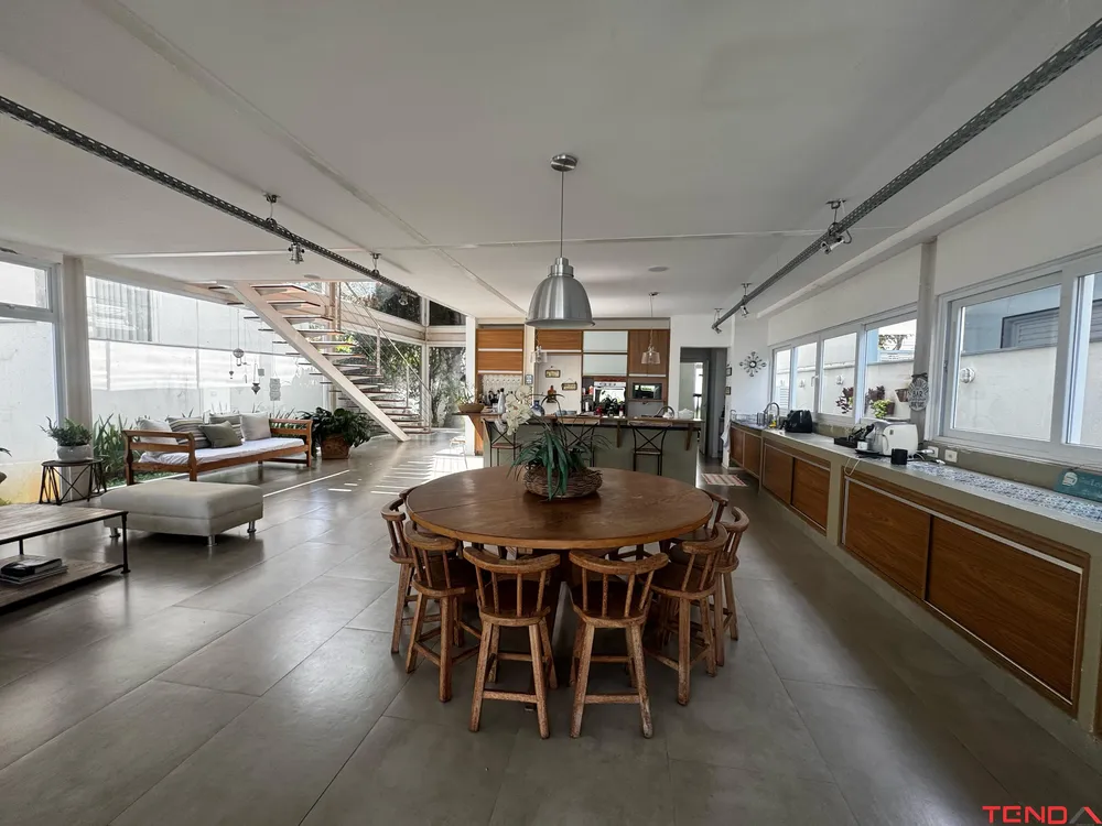 Casa, 4 quartos, 360 m² - Foto 1