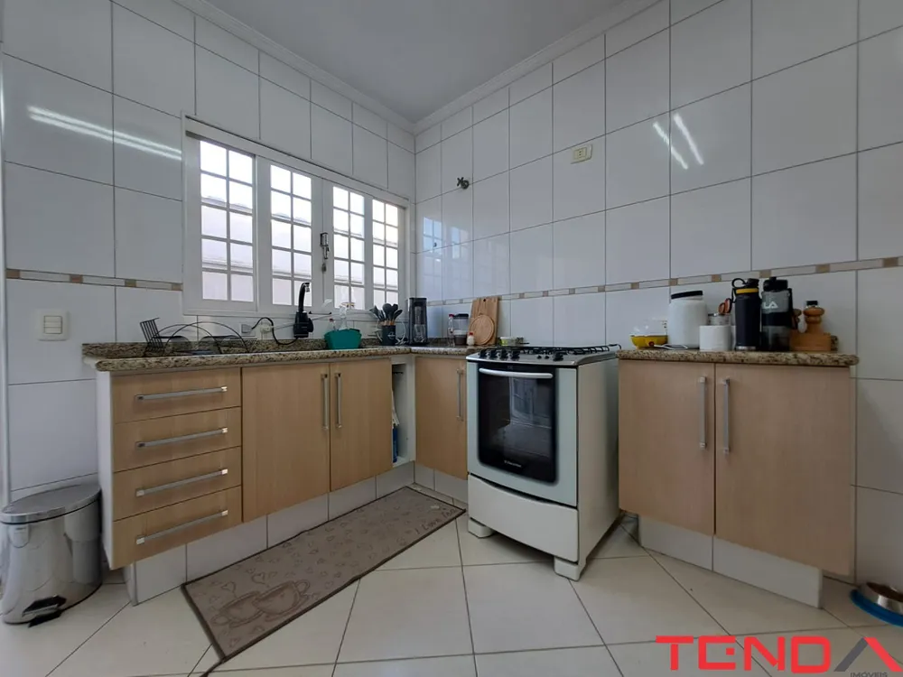 Casa, 3 quartos, 205 m² - Foto 10