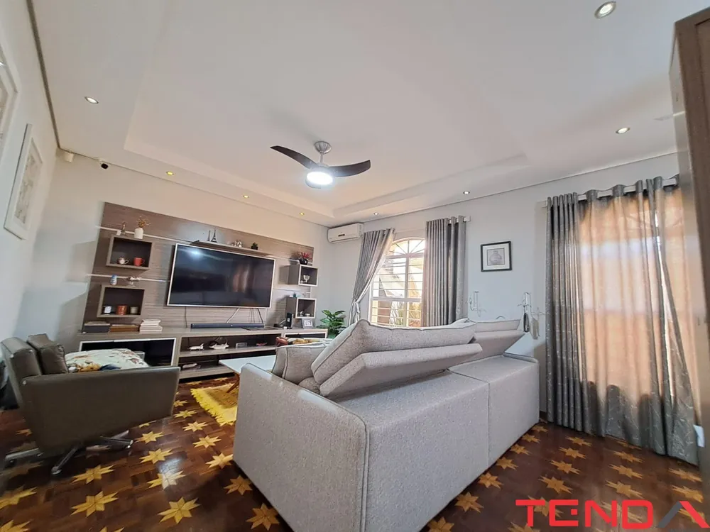 Casa, 3 quartos, 205 m² - Foto 9