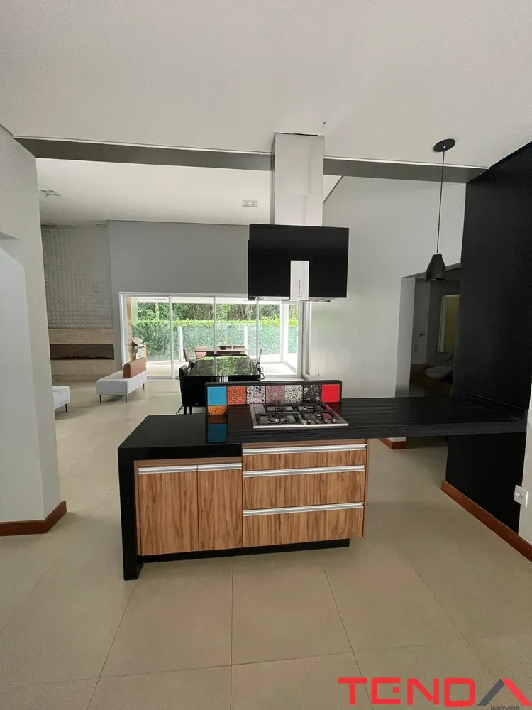 Casa, 3 quartos, 271 m² - Foto 9