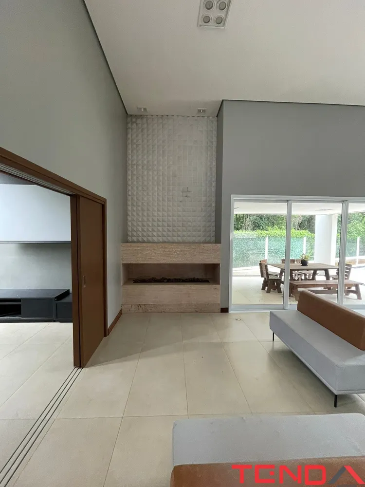 Casa, 3 quartos, 271 m² - Foto 2