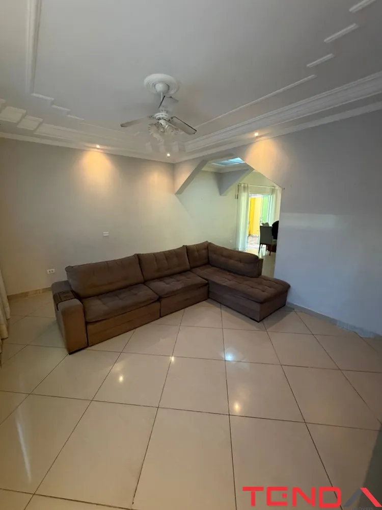 Casa, 3 quartos, 262 m² - Foto 2