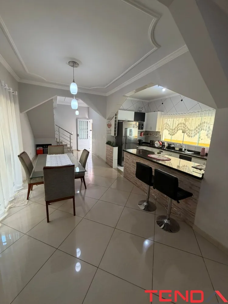 Casa, 3 quartos, 262 m² - Foto 7
