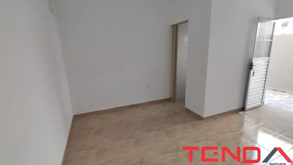 Casa, 1 quarto, 30 m² - Foto 1