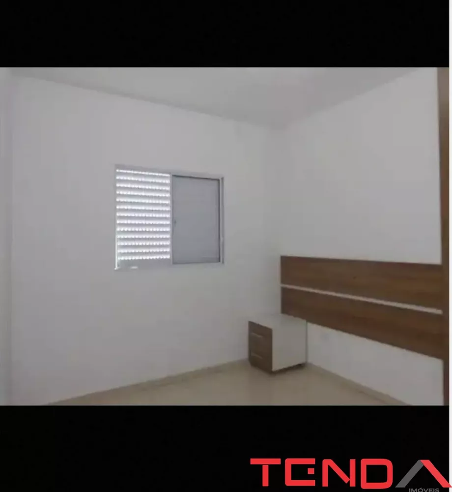 Casa à venda com 2 quartos, 80m² - Foto 4