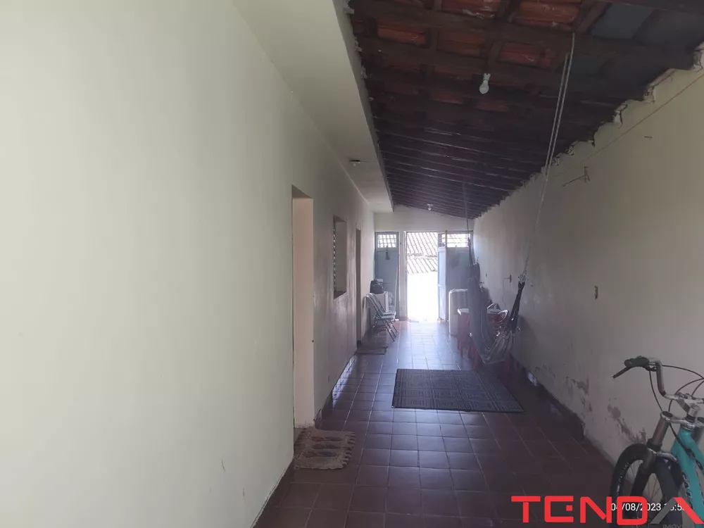 Casa à venda com 3 quartos, 300m² - Foto 4