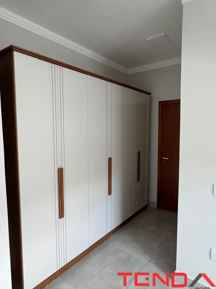 Casa, 3 quartos, 275 m² - Foto 9