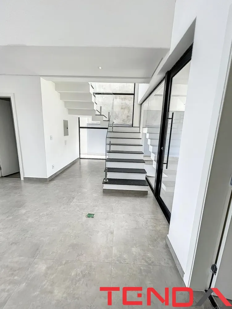 Casa, 3 quartos, 204 m² - Foto 8