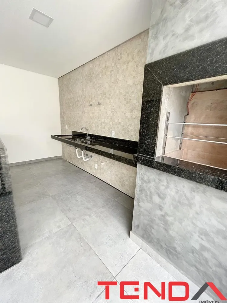 Casa, 3 quartos, 204 m² - Foto 2