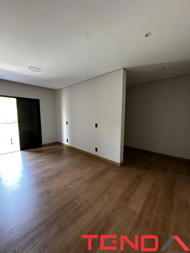 Casa, 3 quartos, 225 m² - Foto 8
