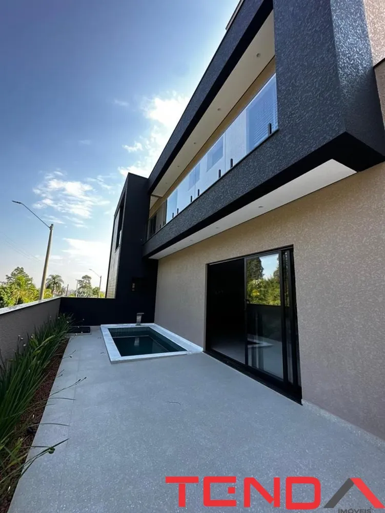 Casa, 3 quartos, 225 m² - Foto 1