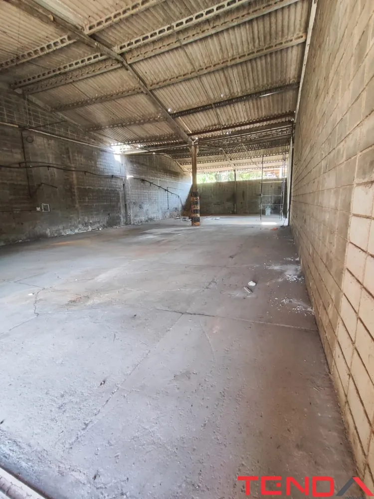 Depósito-Galpão, 650 m² - Foto 1