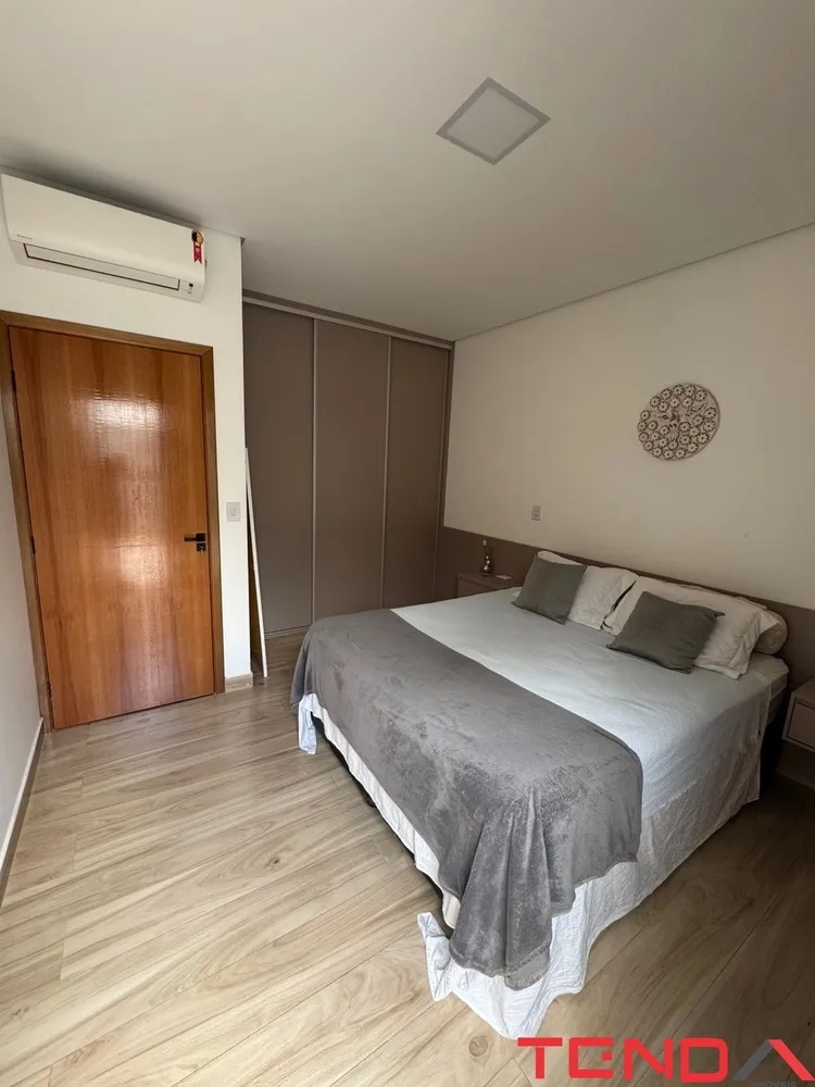 Casa, 3 quartos, 114 m² - Foto 1