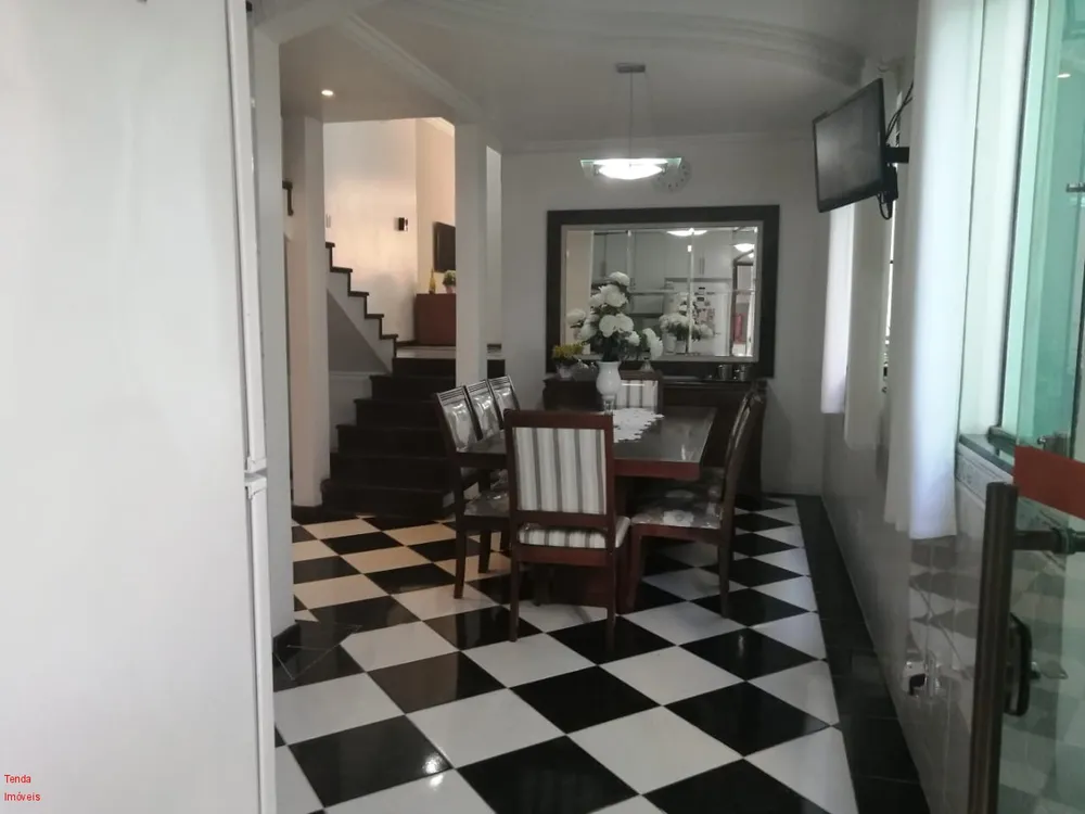 Casa, 3 quartos, 225 m² - Foto 8
