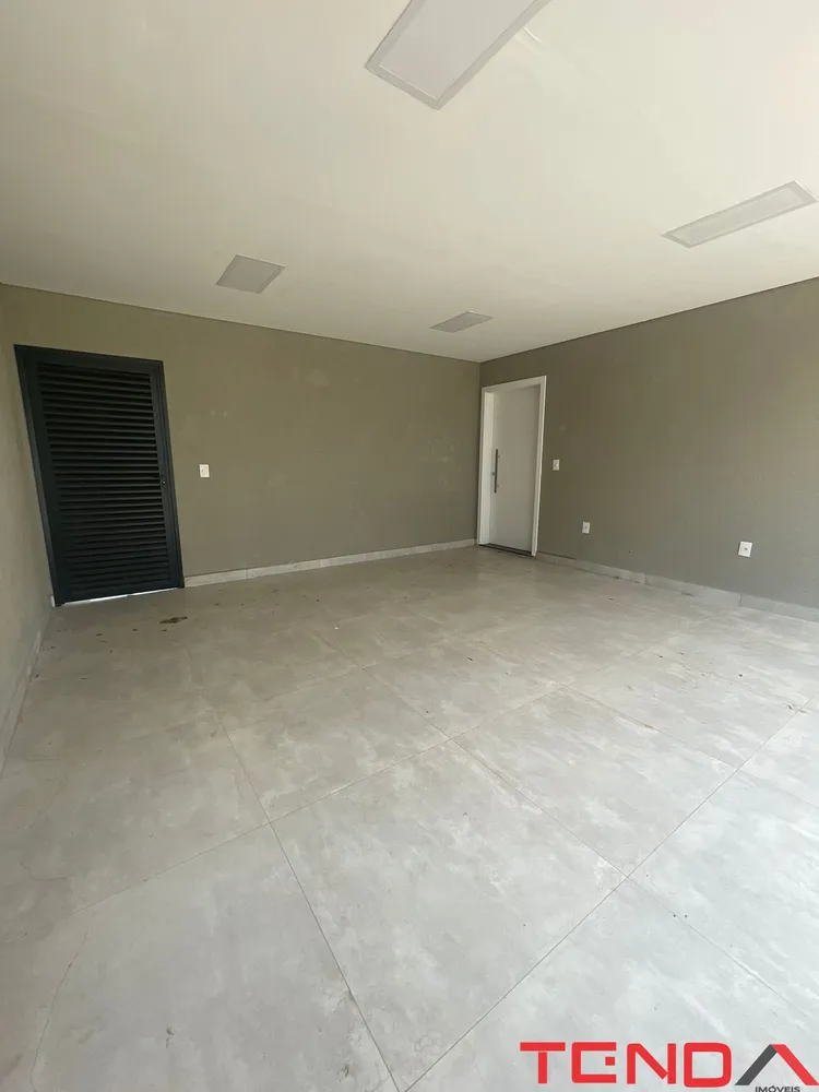 Casa, 3 quartos, 250 m² - Foto 2