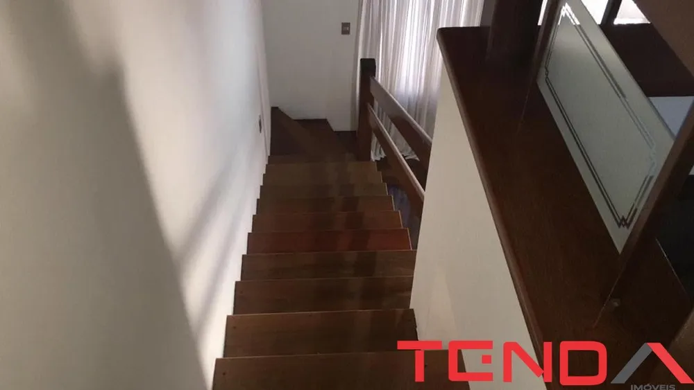 Casa, 5 quartos, 335 m² - Foto 2
