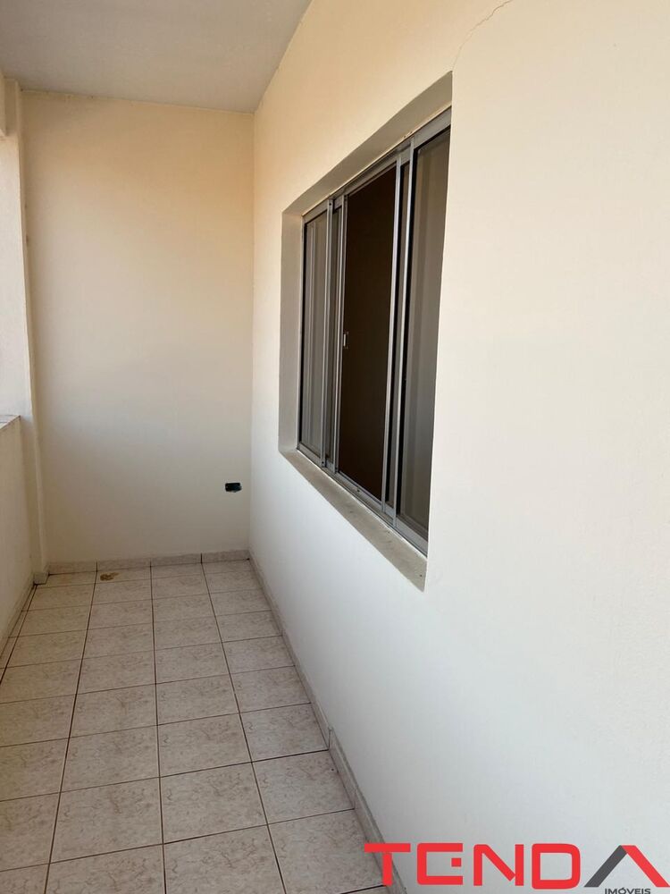 Casa à venda com 3 quartos, 210m² - Foto 6