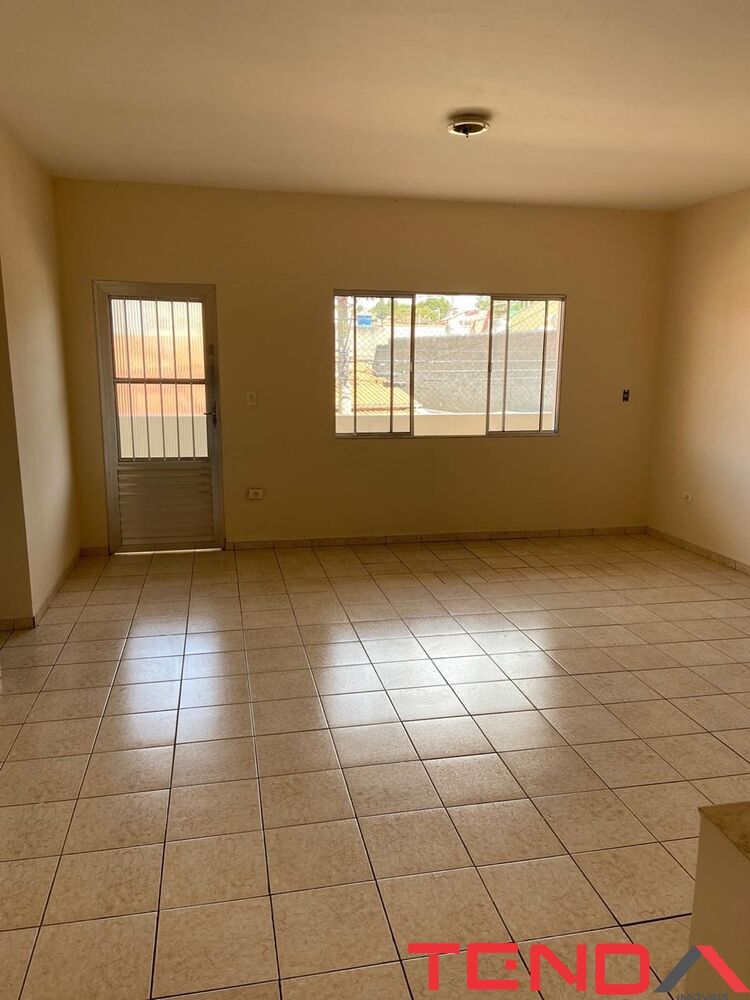 Casa à venda com 3 quartos, 210m² - Foto 11