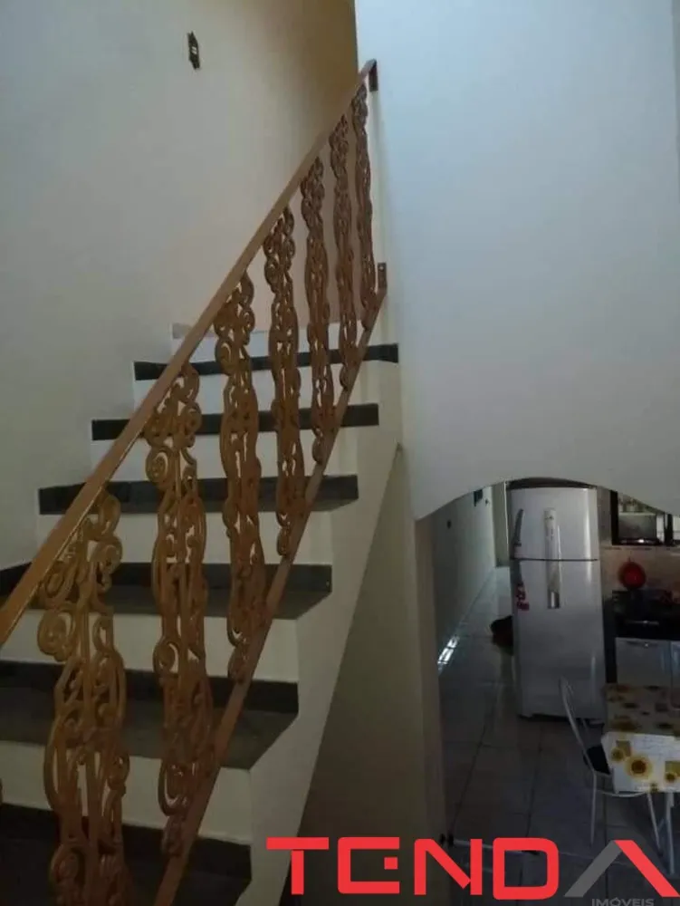 Casa, 3 quartos, 177 m² - Foto 4