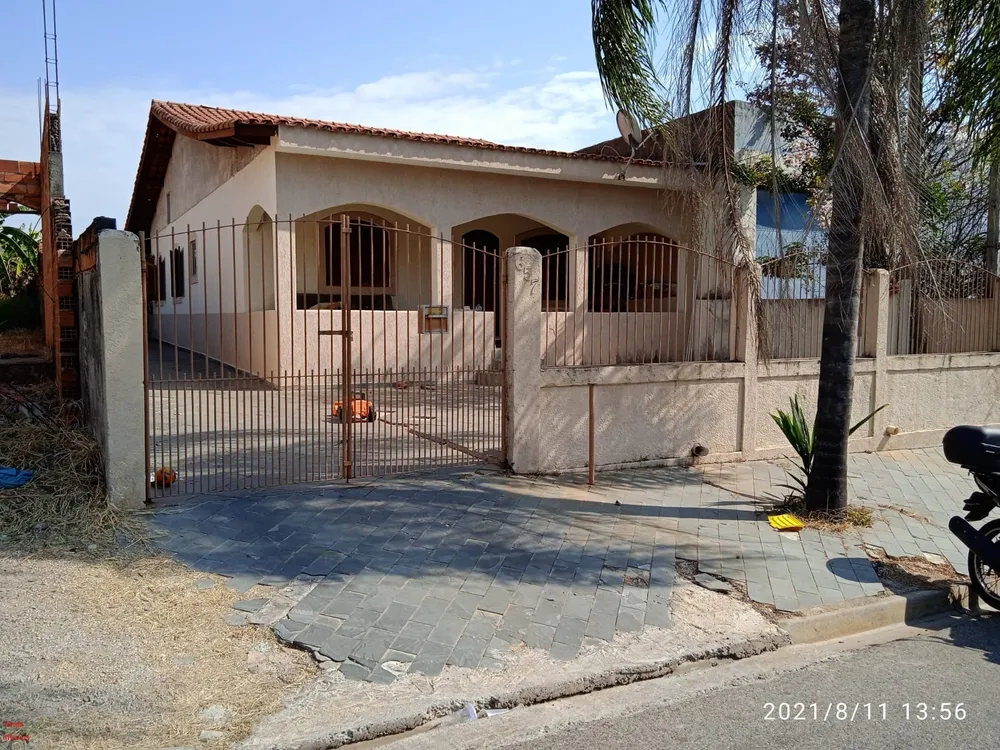 Casa, 3 quartos, 240 m² - Foto 2