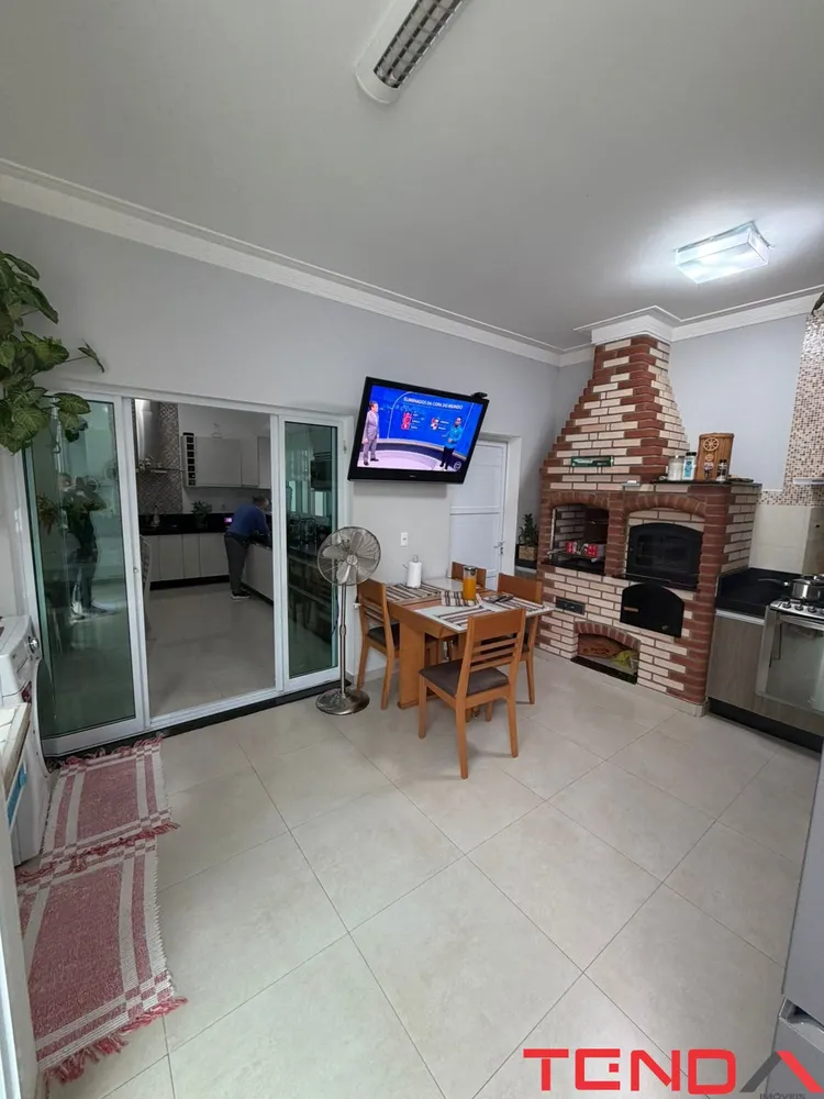 Casa, 3 quartos, 176 m² - Foto 3