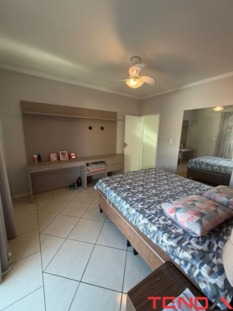 Casa, 3 quartos, 262 m² - Foto 3