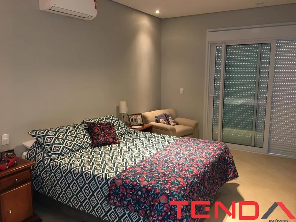 Casa, 5 quartos, 1000 m² - Foto 8