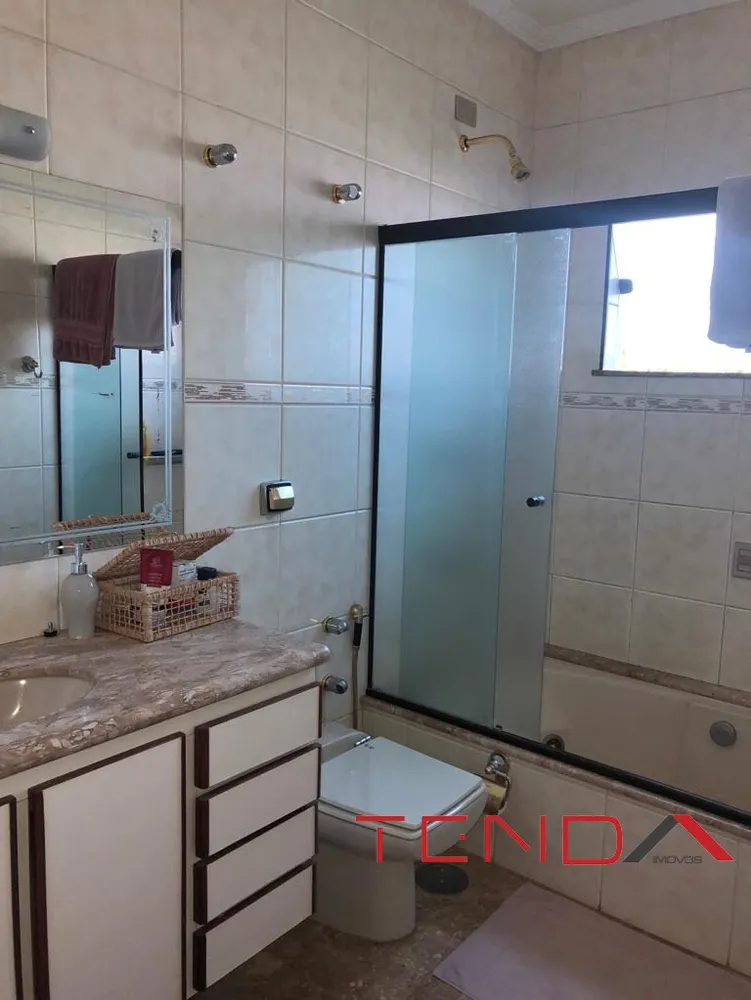 Casa, 3 quartos, 331 m² - Foto 2