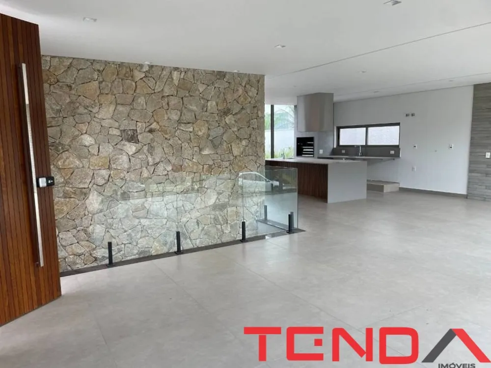 Casa, 4 quartos, 190 m² - Foto 1