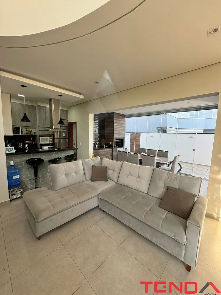 Casa, 3 quartos, 199 m² - Foto 13