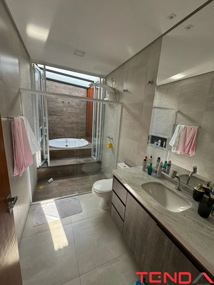 Casa, 3 quartos, 199 m² - Foto 4