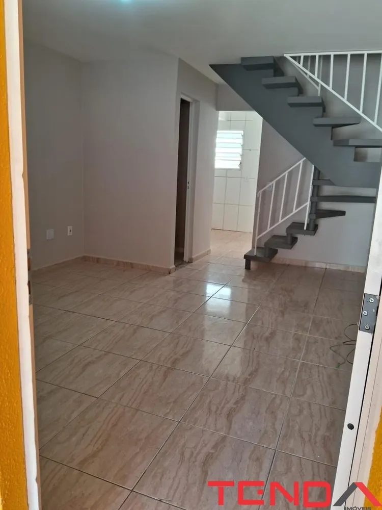 Casa, 2 quartos, 60 m² - Foto 1