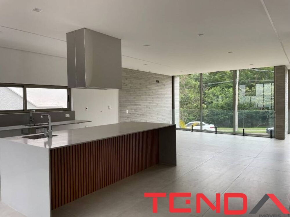 Casa à venda com 4 quartos, 190m² - Foto 3