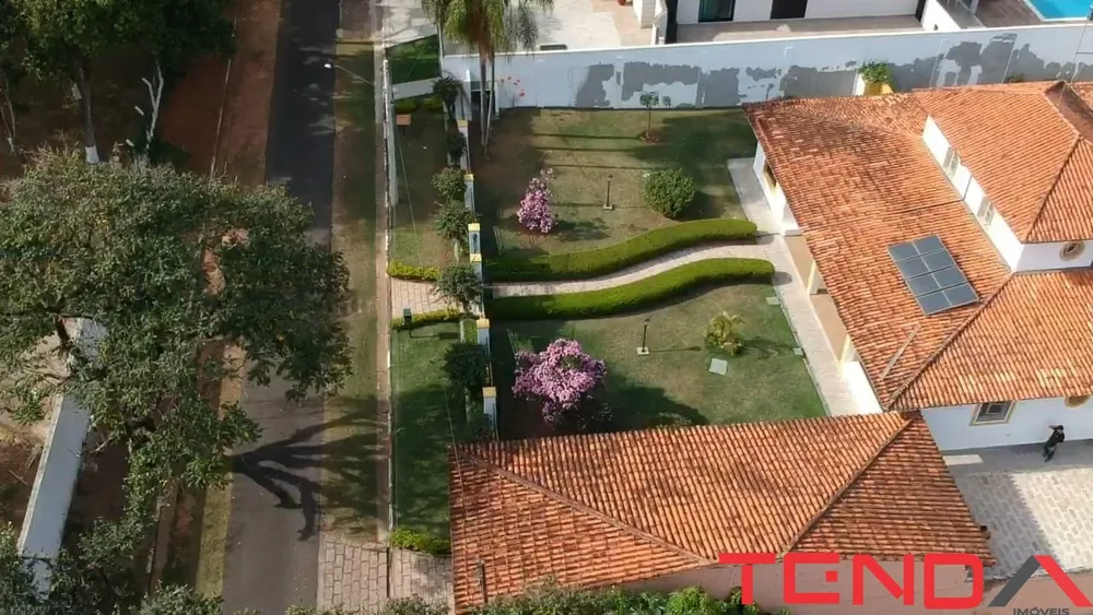 Casa, 6 quartos, 734 m² - Foto 1