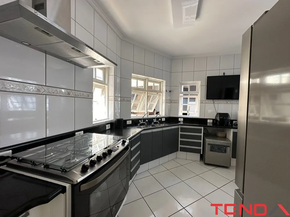 Casa, 3 quartos, 223 m² - Foto 3