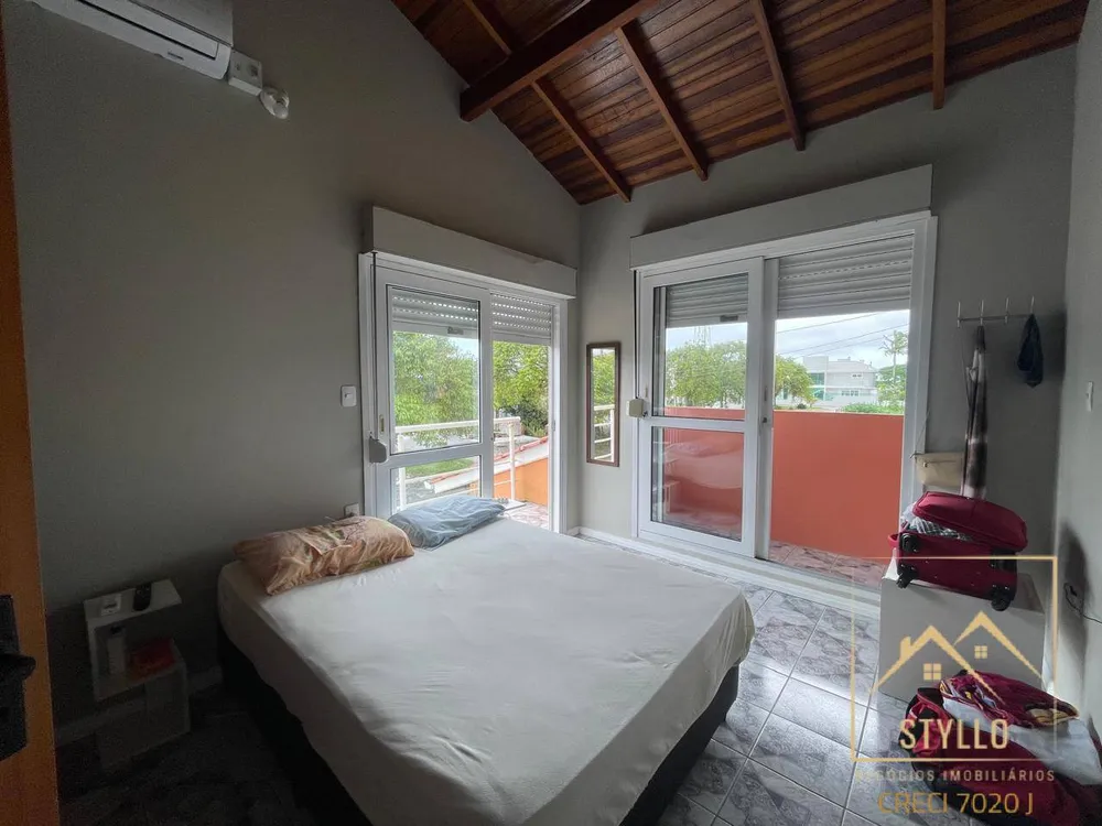 Casa, 5 quartos, 256 m² - Foto 3