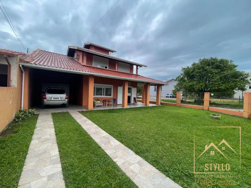 Casa, 5 quartos, 256 m² - Foto 1