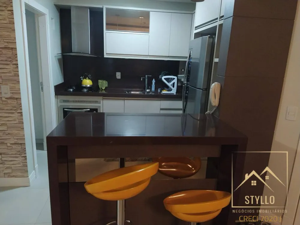 Apartamento, 3 quartos, 165 m² - Foto 2