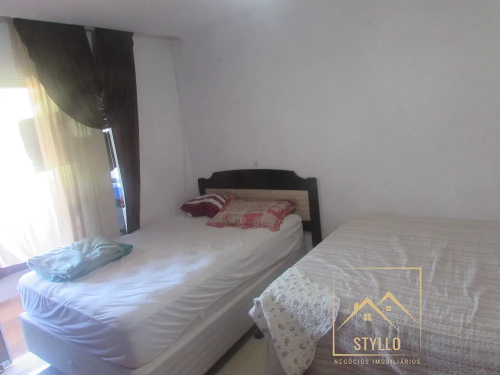 Casa, 5 quartos, 140 m² - Foto 3