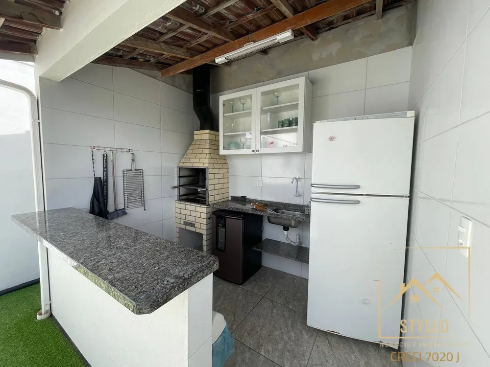 Casa, 5 quartos, 198 m² - Foto 2
