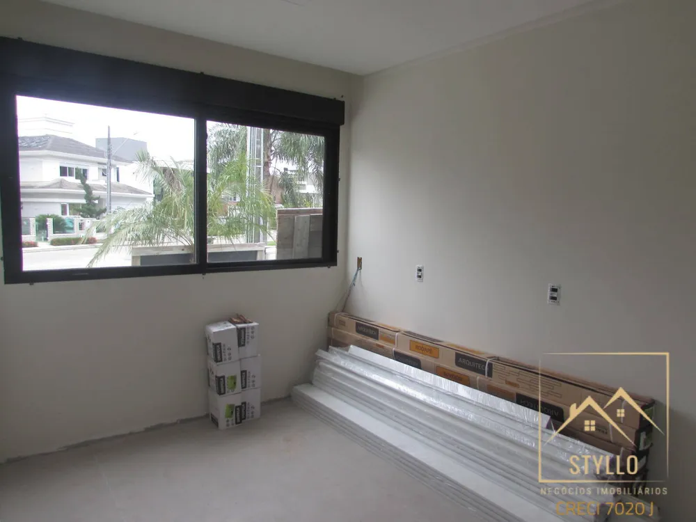Casa, 4 quartos, 318 m² - Foto 3
