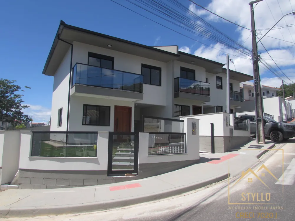 Sobrado, 3 quartos, 107 m² - Foto 1