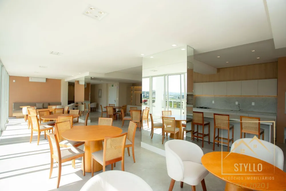 Apartamento, 3 quartos, 156 m² - Foto 2
